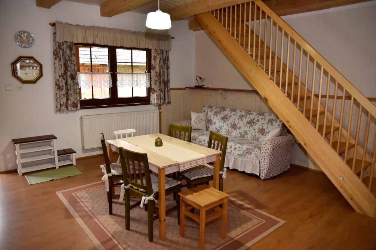 Selsky Dvur Apartment Kajov Ngoại thất bức ảnh