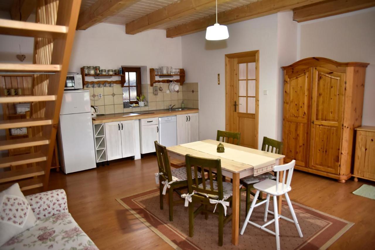 Selsky Dvur Apartment Kajov Ngoại thất bức ảnh